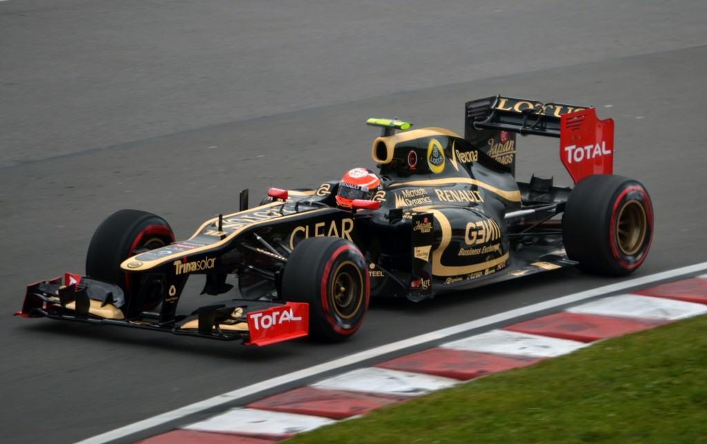 012_Canadian_GP_-_Romain_Grosjean_Lotus_E20_02