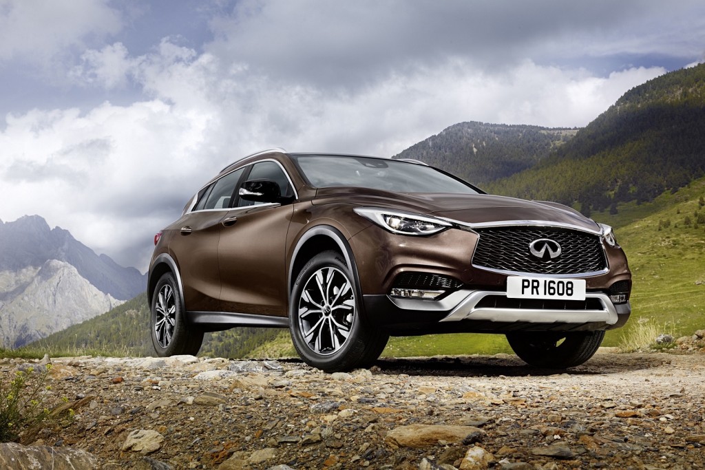 1455999620_INFINITIQX30GORSEL3