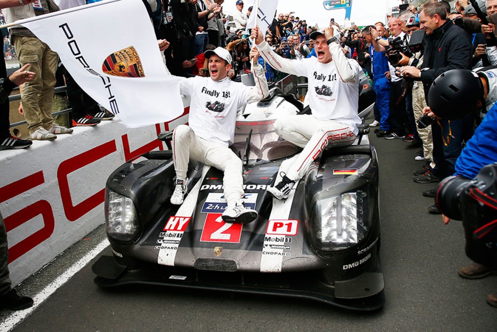 high_romain_dumas_marc_lieb_l_r_wec_le_mans_2016_porsche_ag-2-e1466387591485