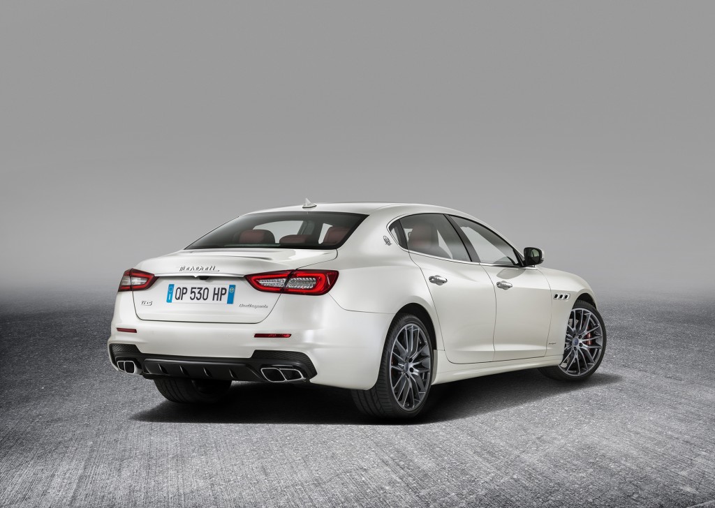 quattroporte_rear