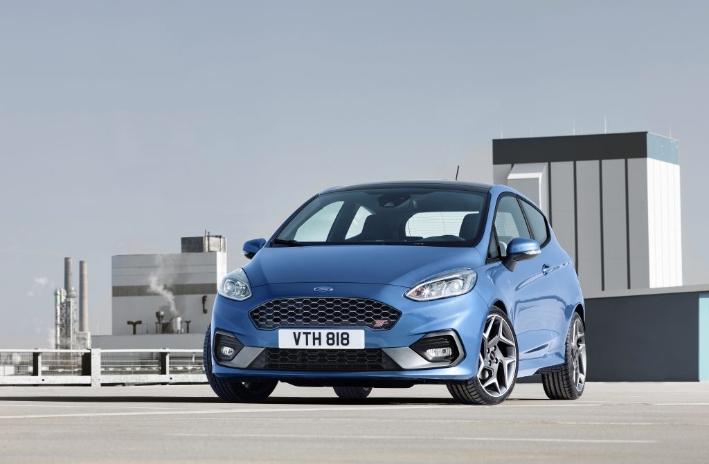 1488618183_FORD_2017_Fiesta_ST